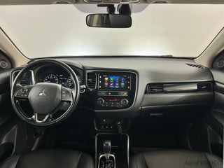 Фото MITSUBISHI Outlander III Рестайлинг 3 с пробегом Фото MITSUBISHI Outlander III Рестайлинг 3 с пробегом