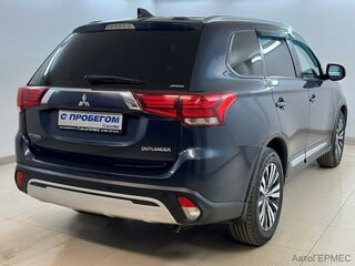 Фото MITSUBISHI Outlander III Рестайлинг 3 с пробегом Фото MITSUBISHI Outlander III Рестайлинг 3 с пробегом