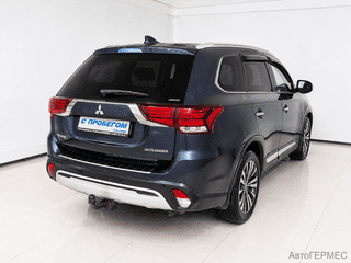 Фото MITSUBISHI Outlander III Рестайлинг 3 с пробегом Фото MITSUBISHI Outlander III Рестайлинг 3 с пробегом
