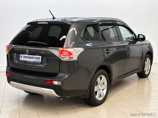 Фото MITSUBISHI Outlander III Рестайлинг с пробегом Фото MITSUBISHI Outlander III Рестайлинг с пробегом