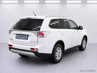 Фото MITSUBISHI Outlander III Рестайлинг с пробегом Фото MITSUBISHI Outlander III Рестайлинг с пробегом