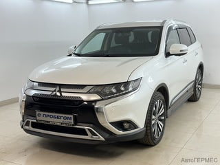 Фото MITSUBISHI Outlander III Рестайлинг 3 с пробегом Фото MITSUBISHI Outlander III Рестайлинг 3 с пробегом