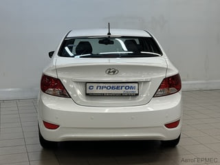 Фото HYUNDAI Solaris I с пробегом Фото HYUNDAI Solaris I с пробегом
