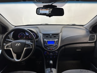 Фото HYUNDAI Solaris I с пробегом Фото HYUNDAI Solaris I с пробегом