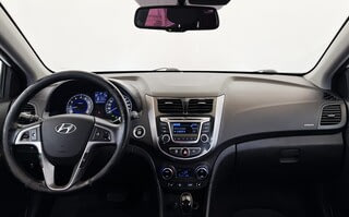 Фото HYUNDAI Solaris I Рестайлинг с пробегом Фото HYUNDAI Solaris I Рестайлинг с пробегом