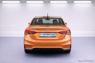 Фото HYUNDAI Solaris II с пробегом Фото HYUNDAI Solaris II с пробегом