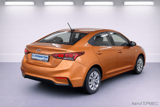Фото HYUNDAI Solaris II с пробегом Фото HYUNDAI Solaris II с пробегом