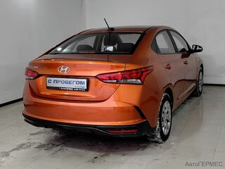 Фото HYUNDAI Solaris II Рестайлинг с пробегом Фото HYUNDAI Solaris II Рестайлинг с пробегом