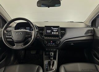 Фото HYUNDAI Solaris II Рестайлинг с пробегом Фото HYUNDAI Solaris II Рестайлинг с пробегом