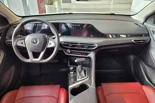 CHANGAN Eado PLUS DLX Фото CHANGAN Eado PLUS DLX