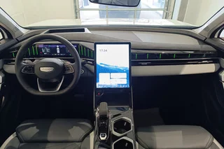 GEELY Atlas NEW Flagship Фото GEELY Atlas NEW Flagship