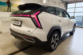 GEELY Atlas NEW Flagship Фото GEELY Atlas NEW Flagship