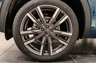 GEELY Monjaro Exclusive Фото GEELY Monjaro Exclusive