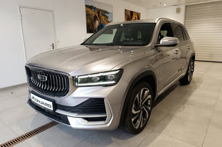 GEELY Monjaro Flagship Фото GEELY Monjaro Flagship