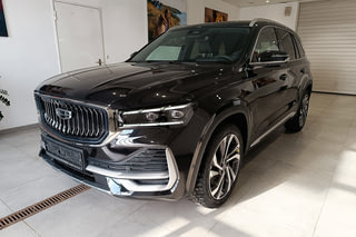 GEELY Monjaro Flagship Фото GEELY Monjaro Flagship