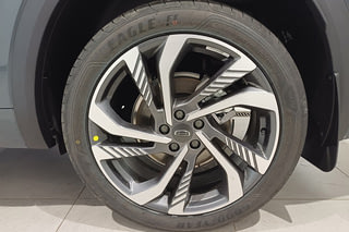 GEELY Monjaro Flagship Фото GEELY Monjaro Flagship