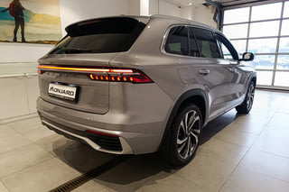 GEELY Monjaro Flagship Фото GEELY Monjaro Flagship