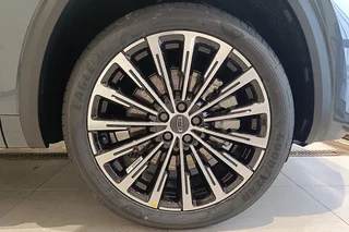 GEELY Monjaro Flagship SE Фото GEELY Monjaro Flagship SE