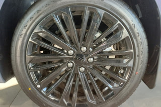 GEELY Preface Flagship Фото GEELY Preface Flagship