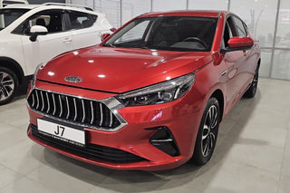 JAC J7 Luxury Фото JAC J7 Luxury