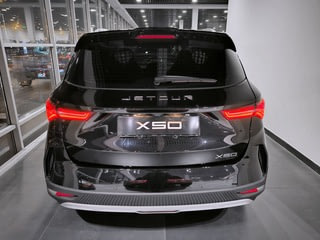 Фото Jetour X50 Luxury 1.5