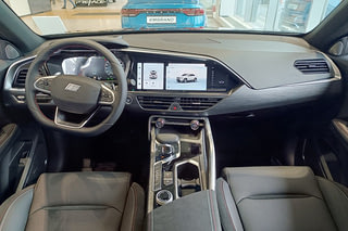 KNEWSTAR 001 Flagship Фото KNEWSTAR 001 Flagship