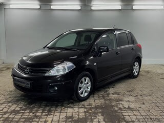 Фото NISSAN Tiida I Рестайлинг с пробегом Фото NISSAN Tiida I Рестайлинг с пробегом