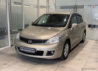 Фото NISSAN Tiida I Рестайлинг с пробегом