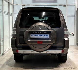 Фото MITSUBISHI Pajero IV с пробегом