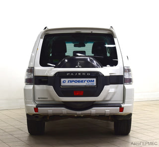 Фото MITSUBISHI Pajero IV Рестайлинг 2 с пробегом