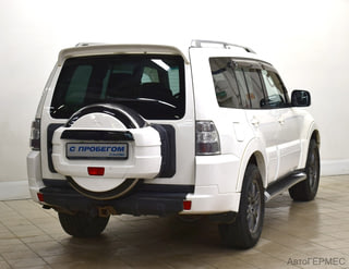 Фото MITSUBISHI Pajero IV с пробегом