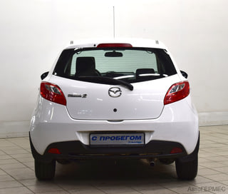 Фото MAZDA 2 II Рестайлинг (DE2) с пробегом