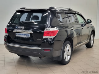 Фото TOYOTA Highlander II (U40) Рестайлинг с пробегом Фото TOYOTA Highlander II (U40) Рестайлинг с пробегом