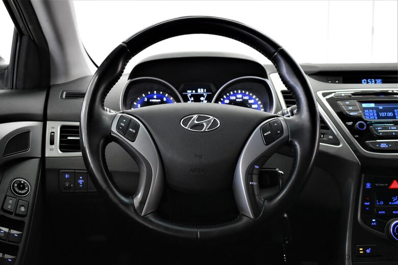 Фото HYUNDAI Elantra V (MD) Рестайлинг с пробегом