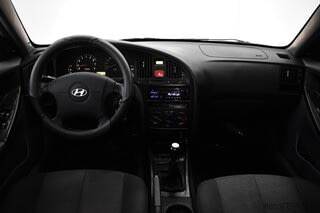 Фото HYUNDAI Elantra III (XD2) Рестайлинг с пробегом