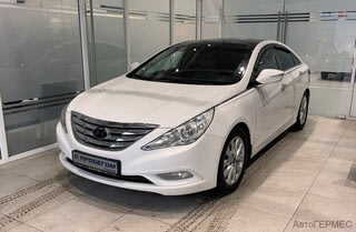 Фото HYUNDAI Sonata VI (YF) с пробегом