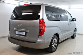 Фото HYUNDAI H-1 II Рестайлинг 2 с пробегом