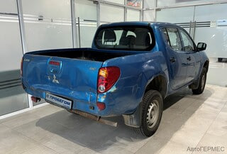 Фото MITSUBISHI L200 IV с пробегом