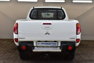 Фото MITSUBISHI L200 IV с пробегом