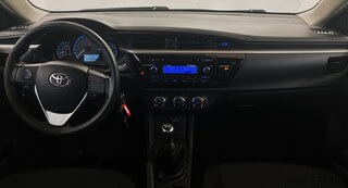 Фото TOYOTA Corolla XI (E160, E170) с пробегом Фото TOYOTA Corolla XI (E160, E170) с пробегом