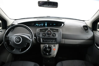 Фото RENAULT Scenic II Рестайлинг с пробегом