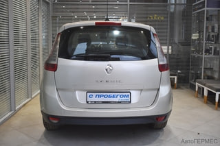 Фото RENAULT Scenic III с пробегом