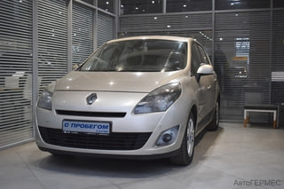 Фото RENAULT Scenic III с пробегом