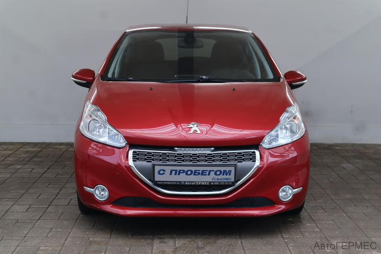 Фото PEUGEOT 208 I с пробегом