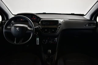 Фото PEUGEOT 208 I с пробегом