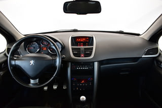 Фото PEUGEOT 207 I с пробегом