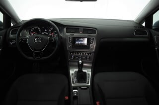 Фото Volkswagen Golf VII с пробегом