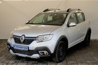 Фото RENAULT Sandero II Рестайлинг с пробегом