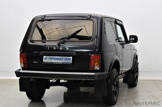Фото LADA Niva 2121 I Рестайлинг с пробегом Фото LADA Niva 2121 I Рестайлинг с пробегом