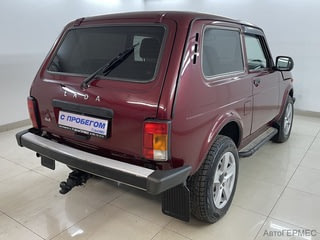 Фото LADA Niva 2121 I Рестайлинг с пробегом Фото LADA Niva 2121 I Рестайлинг с пробегом